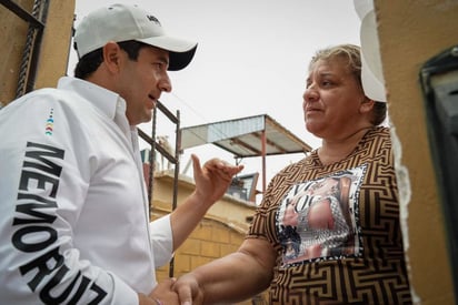 Memo Ruiz ocupado en su campaña 2023  