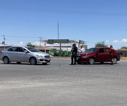 Conductor ignora alto y lo chocan en Estancias de San Juan Bautista