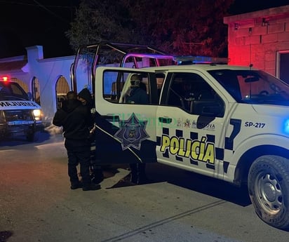 Reporte de mujer tira en la calle movilizó a la Policía Municipal de Monclova