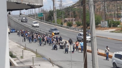 Paga AHMSA a los de confianza una quincena