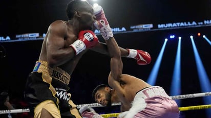 Devin Haney derrota con polémica a Vasiliy Lomachenko