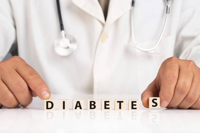 5 mitos sobre tener diabetes: La diabetes es una enfermedad crónica que puede ocasionar daños irreversibles en la vista, el riñón o la piel.