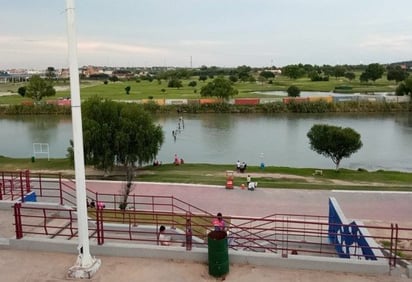 Decenas de migrantes cruzaron el Río Bravo hacia EU en una hora