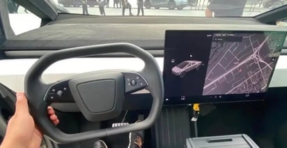 El interior del Cybertruck de Tesla, revelado por fin en una imagen filtrada