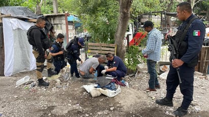 Hombre es agredido a navajazos por intervenir en discusión de pareja