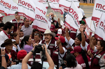 Acompaña Armando Guadiana al candidato a diputado, Cesar Flores en su cierre de campaña; asegura que su gobierno tendrá 