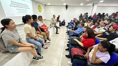 Estudiantes del TEC reciben conferencia sobre el 'Panorama Económico”   