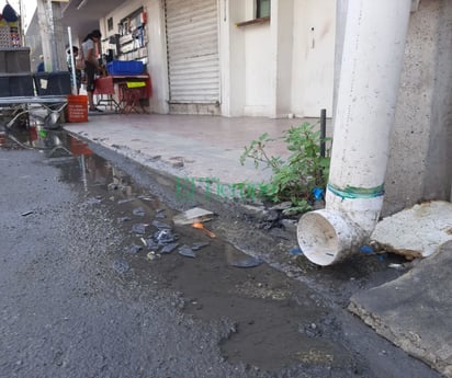 Zona Centro presenta fugas de agua y alcantarillas tapadas