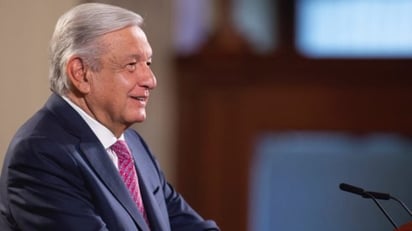 AMLO dice que acatará medidas del INE tras llamar a votar por su partido en la mañanera