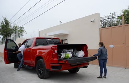 Refugios de migrantes se sostienen de donaciones americanas