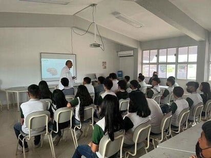 SSA lleva programa de prevención de salud mental a las escuelas