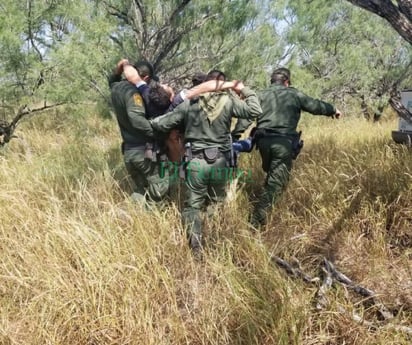 Encuentran restos de un migrante en un rancho 