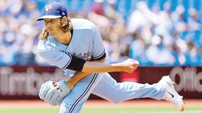 Kevin Gausman se destacó en la lomita con 11 ponches en la victoria de Blue Jays  por 3-1