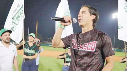 Lainez lanzó la primera bola en juego de Acereros y Olmecas 