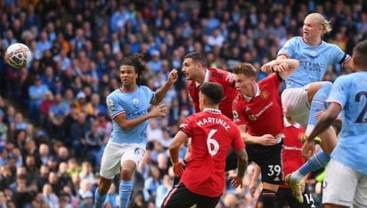 Manchester City vs Manchester United, dos modelos de negocios: petróleo árabe contra inversión estadounidense