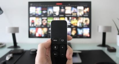 Conoce los impresionantes usos de los puertos USB en tu Smart TV