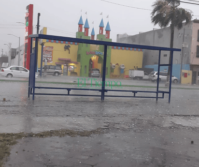 Granizo de gran tamaño impacta a Monclova y Frontera