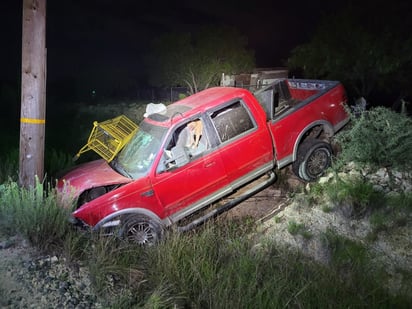 Daños de consideración ocasiona sujeto al norte de Eagle Pass 