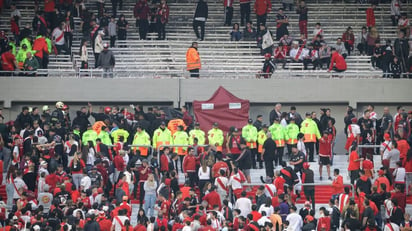 Falleció un hincha en el Monumental suspenden el partido