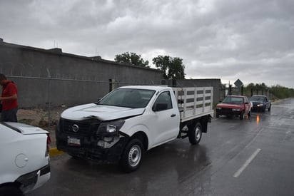 Apresurado conductor provocó choque por alcance en la colonia 23 de Abril de Monclova