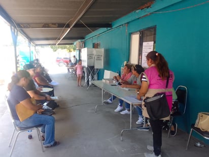 Ciudadanos de colonias no acuden a votar; son los adultos mayores quienes responden al llamado electoral