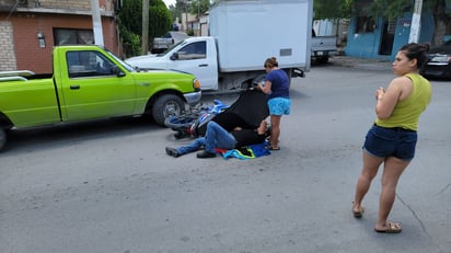 Motociclista resulta lesionado al ser embestido en Piedras Negras 