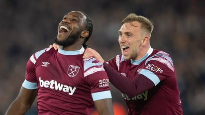 West Ham se acerca al gol, zapatazo de Rice que pasa apenas abierto