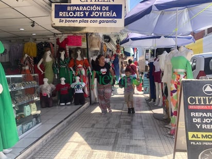 Comerciantes caen en delito al cobrar comisión por pagos de clientes con tarjeta