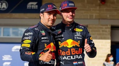 Max le hizo 'fuchi' a 'Checo' Pérez