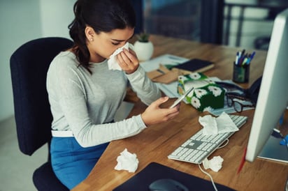 ¿Eres consciente de que tu móvil puede ser la causa de tus alergias?