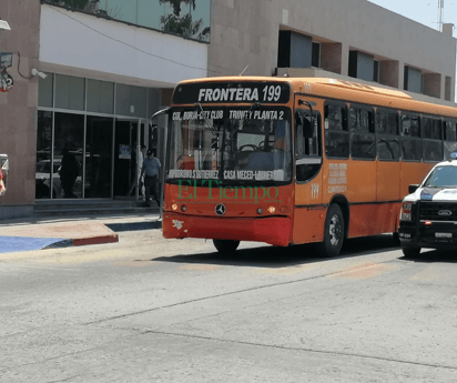 Usuarios reportan tardanza en la ruta naranja Monclova – Frontera