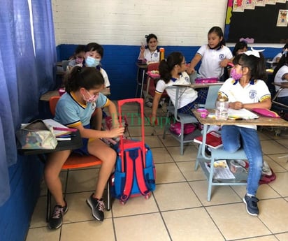 Estudiantes reciben resultados de exámenes de admisión en la región 