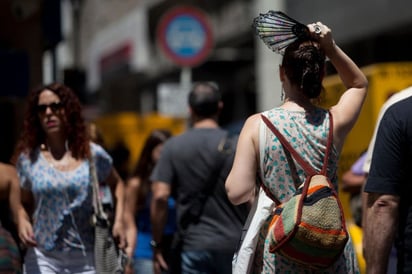 'Calor infernal' azota a la Región Norte; los golpes de calor al alza