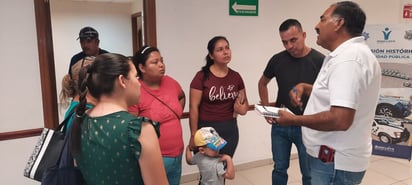 Madres denuncian robos en la Escuela Primaria 'Aquiles Serdán' 