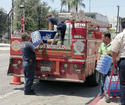 Brigada de hidratación móvil continuará por las colonias de manera permanente