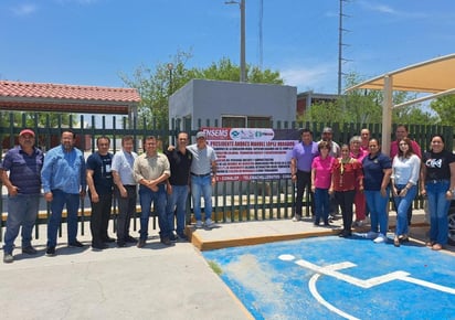 Empleados del Cecytec Norte y Sur trabajaron bajo protesta exigiendo aumento de salario