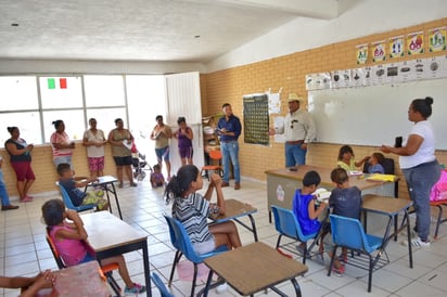 Beto Villarreal recomienda a padres de familia cuidar a niños por ola de calor