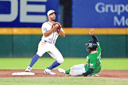 Generales se llevan la serie al  ganar a los Acereros por 4-0