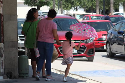 Pronnif exhorta a cuidar a los niños por ola de calor