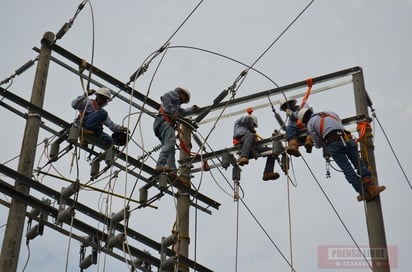 AMLO: 'No se van a quedar sin luz', pese a haber apagones en el país