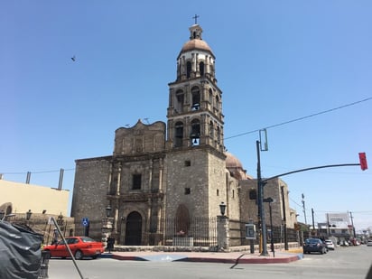 Iglesia pide solución para obrero que hace huelga de hambre