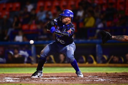 Acereros derrota a Rieleros en segundo juego de la serie