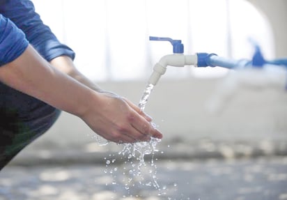 Obreros piden a Simas no suspenda el servicio de agua