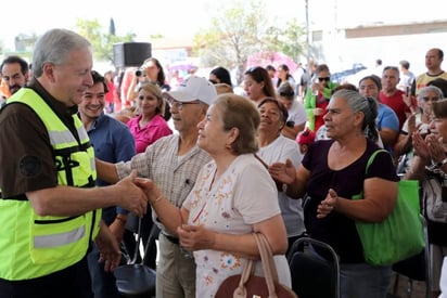 'Chema' Fraustro fortalece los Centros Comunitarios