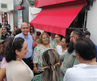 Colonos de colinas de Santiago piden ayuda al alcalde para vigilancia en escuela