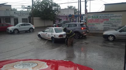 Bomberos y PC reportan saldo blanco tras lluvias del lunes