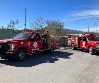 Corto circuito provoca incendio de casa en La Amistad