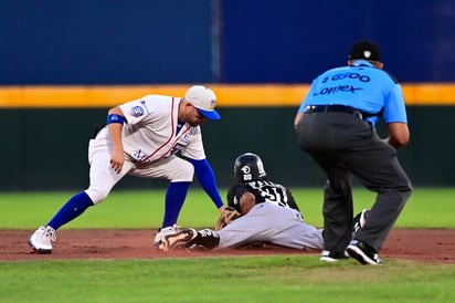 Los Mariachis callaron, ganaron los Acereros el tercer juego de la serie 