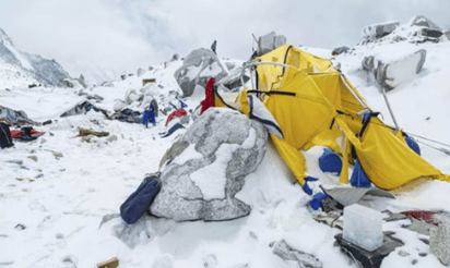 Tragedia en el Everest donde murieron 5 mexicanos reabre debate sobre seguridad aérea en Nepal