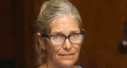 Sale en libertad Leslie Van Houten, la seguidora más joven de Charles Manson